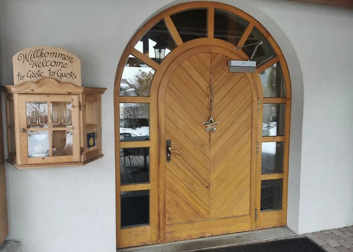 Gemeinschaftshaus Im Oberdorf Tatil Evi *